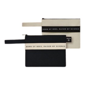 Με αγορές Apivita άνω των 25€, ΔΩΡΟ Apivita Bee Pouch! Με αγορές Apivita άνω των 25€, ΔΩΡΟ Apivita Bee Pouch!