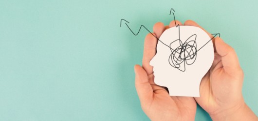Ημικρανία: Συμπτώματα, Τύποι, Αίτια και Αντιμετώπιση - Featured Image