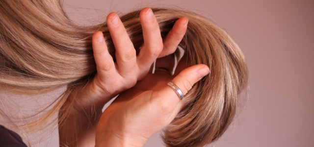 9 βήματα για την προστασία των μαλλιών μας πριν και μετά τη βαφή!