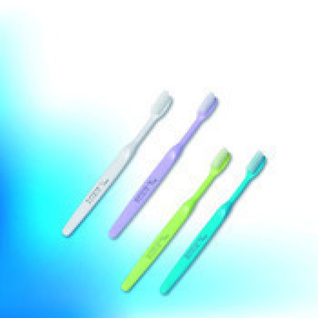 Elgydium Soft 20/100 Κλινική Οδοντόβουρτσα Μαλακή για Καθημερινή Χρήση, 1 Τεμάχιο